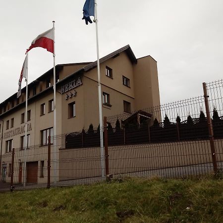 Hotel Nekla Exteriör bild