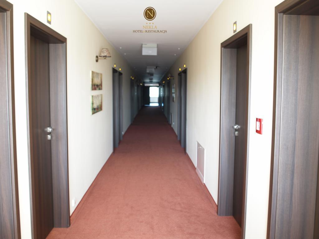 Hotel Nekla Exteriör bild
